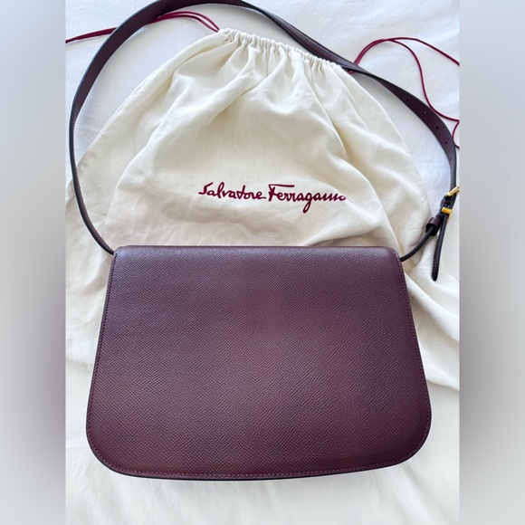Salvatore Ferragamo Burgundy Crossbody Bag - Picture 4 of 9